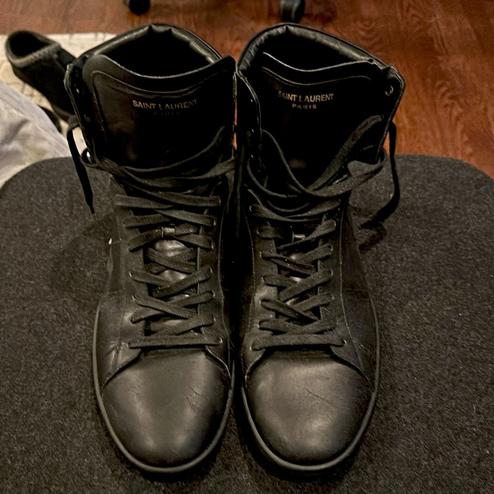 SOLD @ TRR — SL/01 Saint Laurent hi-tops